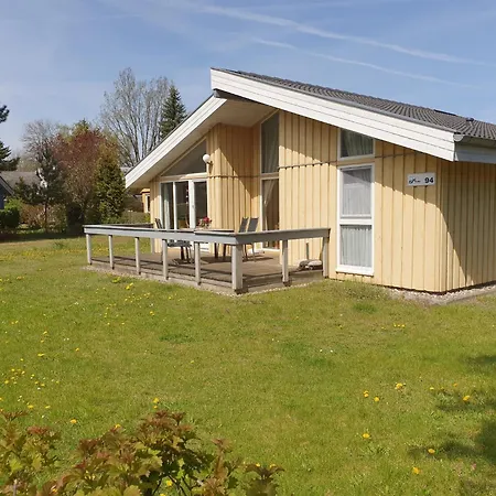 Mit Sauna Im Mirow 度假居 *