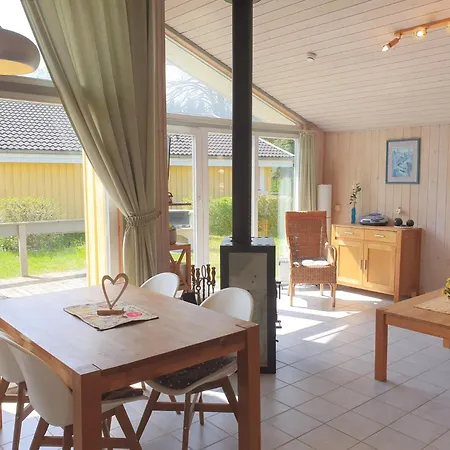 Mit Sauna Im Mirow 度假居