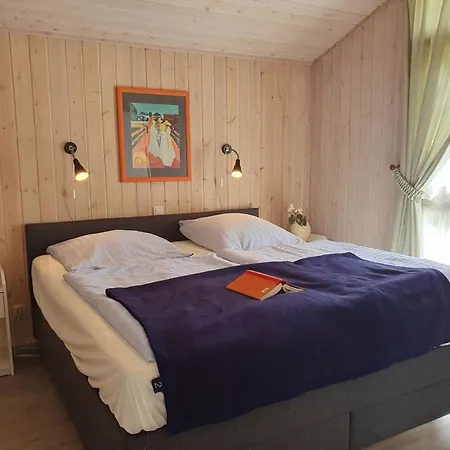 Mit Sauna Im Mirow 펜션 그랜조우