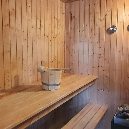 Mit Sauna Im Mirow 펜션 그랜조우